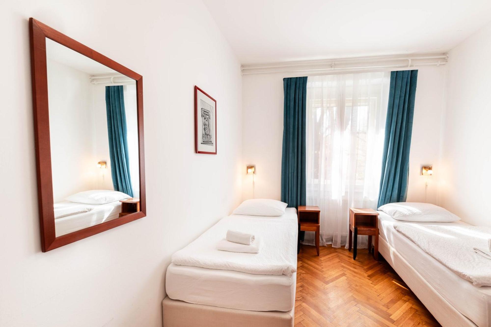 Penzion Pod Lipo Ljubljana Oda fotoğraf